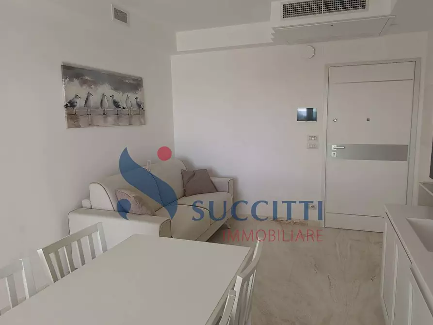 Immagine 8 di Appartamento in affitto  in Lungomare Sirena angolo Via Gabriele D'Annunzio a Tortoreto
