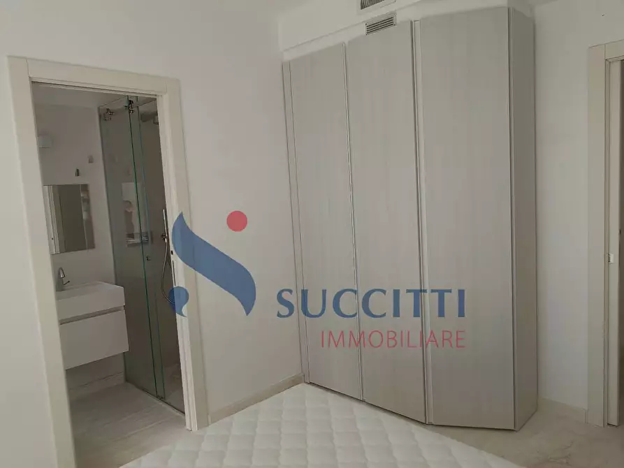 Immagine 24 di Appartamento in affitto  in Lungomare Sirena angolo Via Gabriele D'Annunzio a Tortoreto