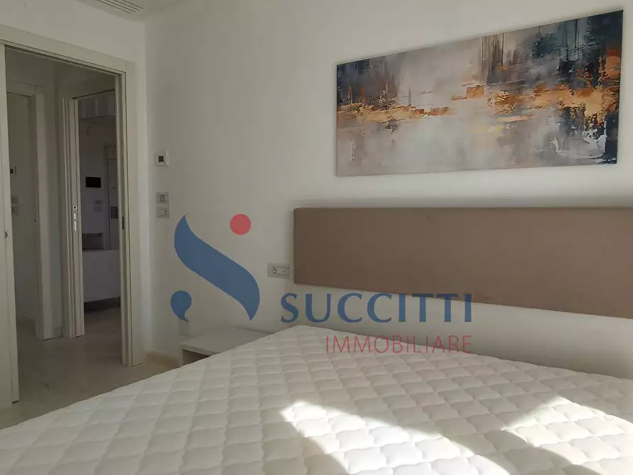 Immagine 25 di Appartamento in affitto  in Lungomare Sirena angolo Via Gabriele D'Annunzio a Tortoreto