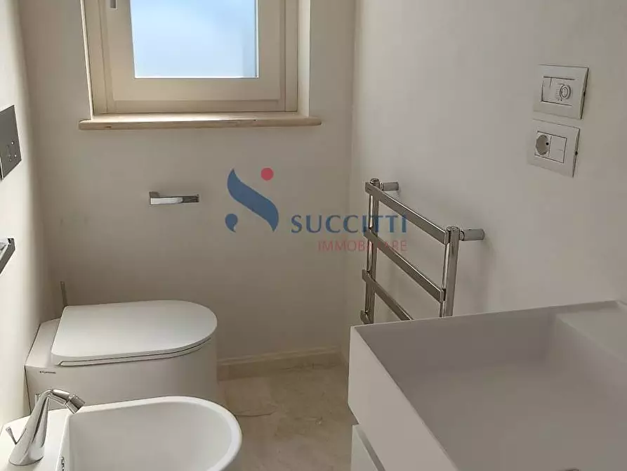 Immagine 27 di Appartamento in affitto  in Lungomare Sirena angolo Via Gabriele D'Annunzio a Tortoreto