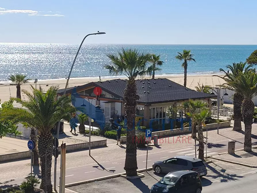 Immagine 32 di Appartamento in affitto  in Lungomare Sirena angolo Via Gabriele D'Annunzio a Tortoreto