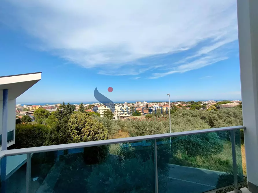 Immagine 10 di Appartamento in vendita  in via Tazio Nuvolari 3 a Tortoreto