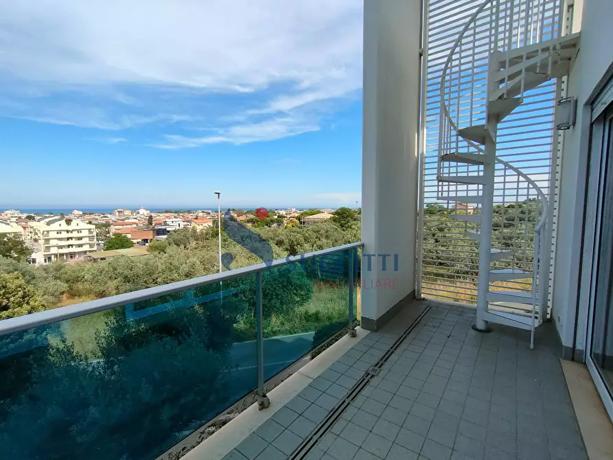 Immagine 9 di Appartamento in vendita  in via Tazio Nuvolari 3 a Tortoreto
