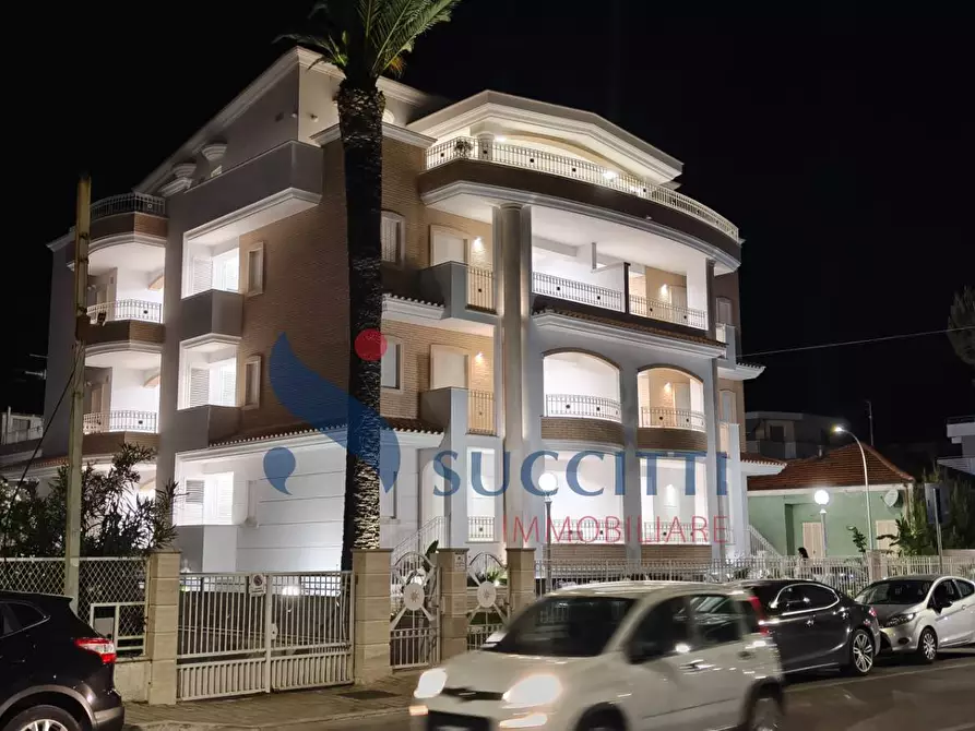 Immagine 23 di Appartamento in affitto  in Lungomare Sirena n. 338 angolo Via G. D'Annunzio a Tortoreto