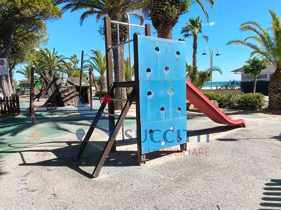 Immagine 42 di Appartamento in affitto  in Lungomare Sirena n. 338 angolo Via G. D'Annunzio a Tortoreto