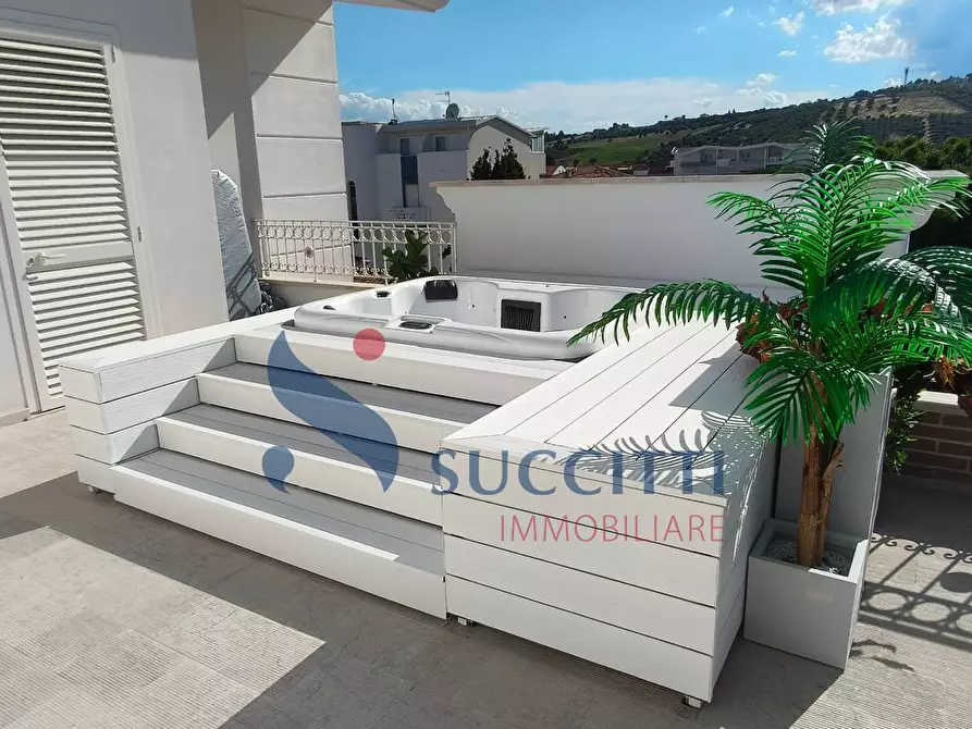 Immagine 39 di Appartamento in affitto  in Lungomare Sirena n. 338 angolo Via G. D'Annunzio a Tortoreto
