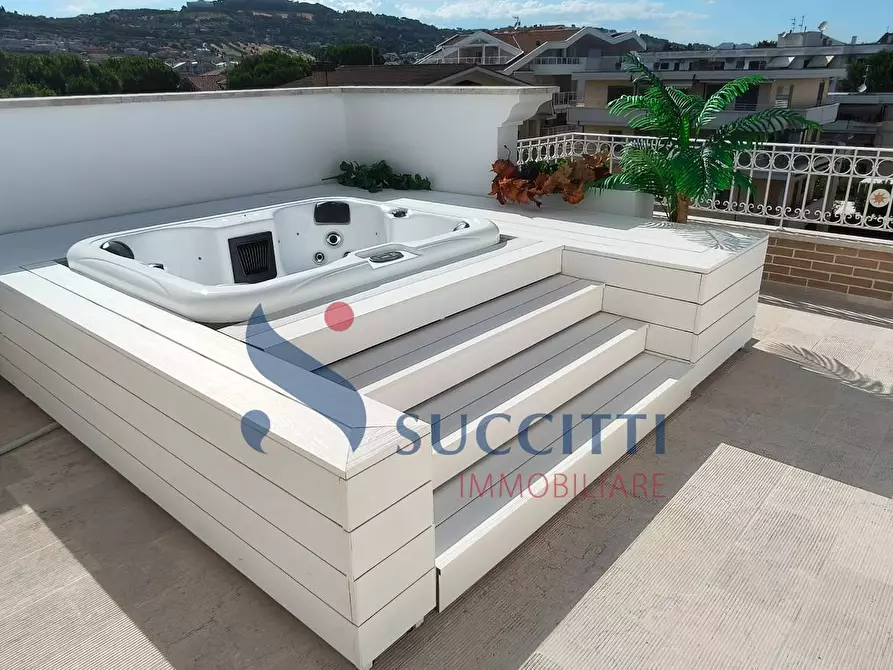 Immagine 40 di Appartamento in affitto  in Lungomare Sirena n. 338 angolo Via G. D'Annunzio a Tortoreto