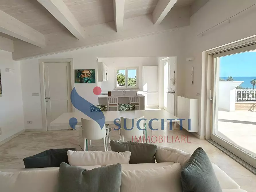 Immagine 48 di Appartamento in affitto  in Lungomare Sirena n. 338 angolo Via G. D'Annunzio a Tortoreto