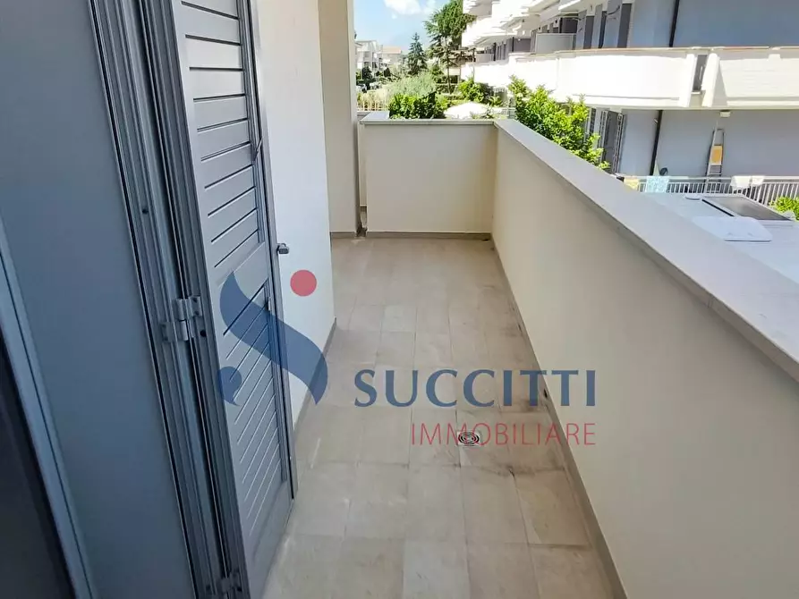 Immagine 14 di Appartamento in vendita  in via Rovigo a Alba Adriatica