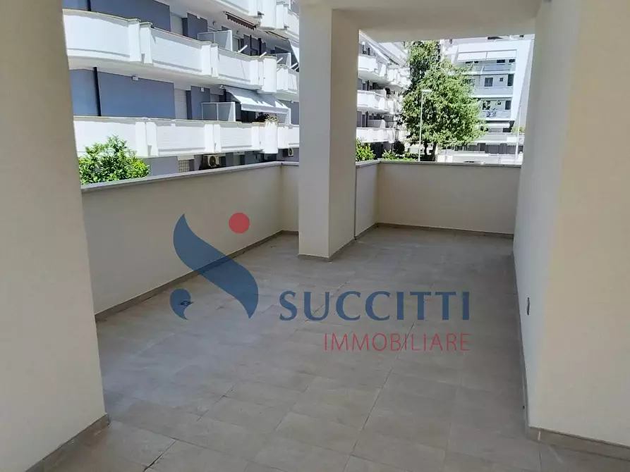 Immagine 17 di Appartamento in vendita  in via Rovigo a Alba Adriatica