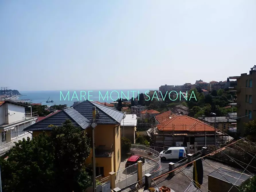 Immagine 1 di Appartamento in vendita  in via gentile 52 a Albissola Marina