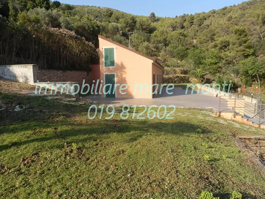 Immagine 5 di Villa in vendita  in via laiolo a Bergeggi