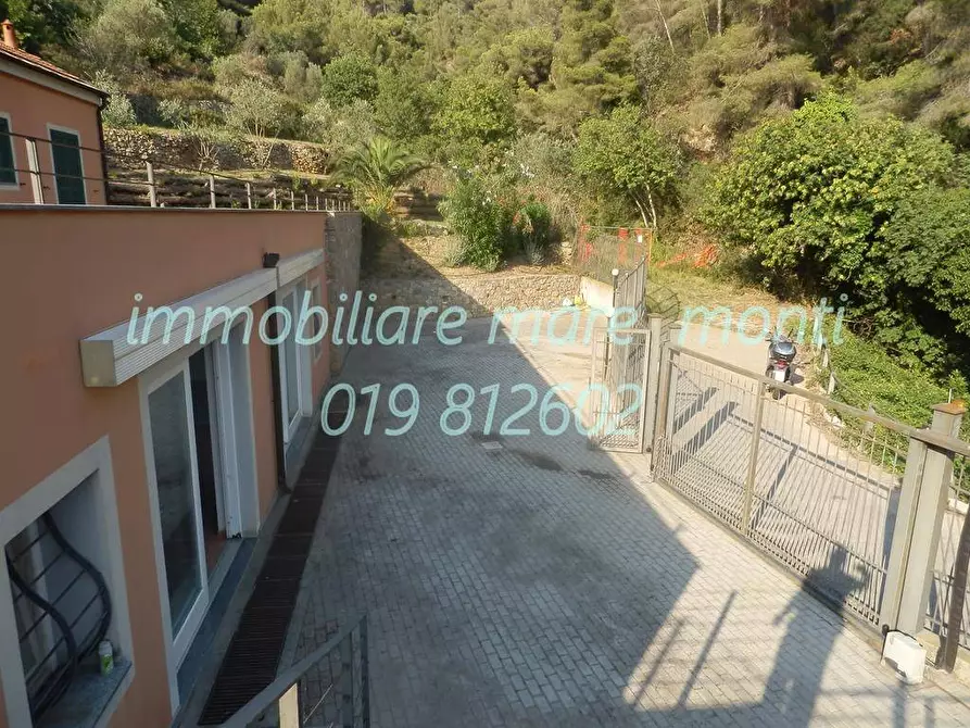 Immagine 12 di Villa in vendita  in via laiolo a Bergeggi