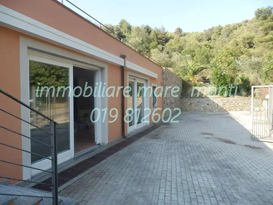 Immagine 14 di Villa in vendita  in via laiolo a Bergeggi