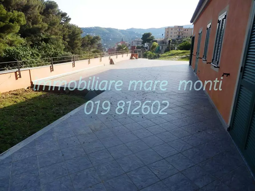 Immagine 16 di Villa in vendita  in via laiolo a Bergeggi