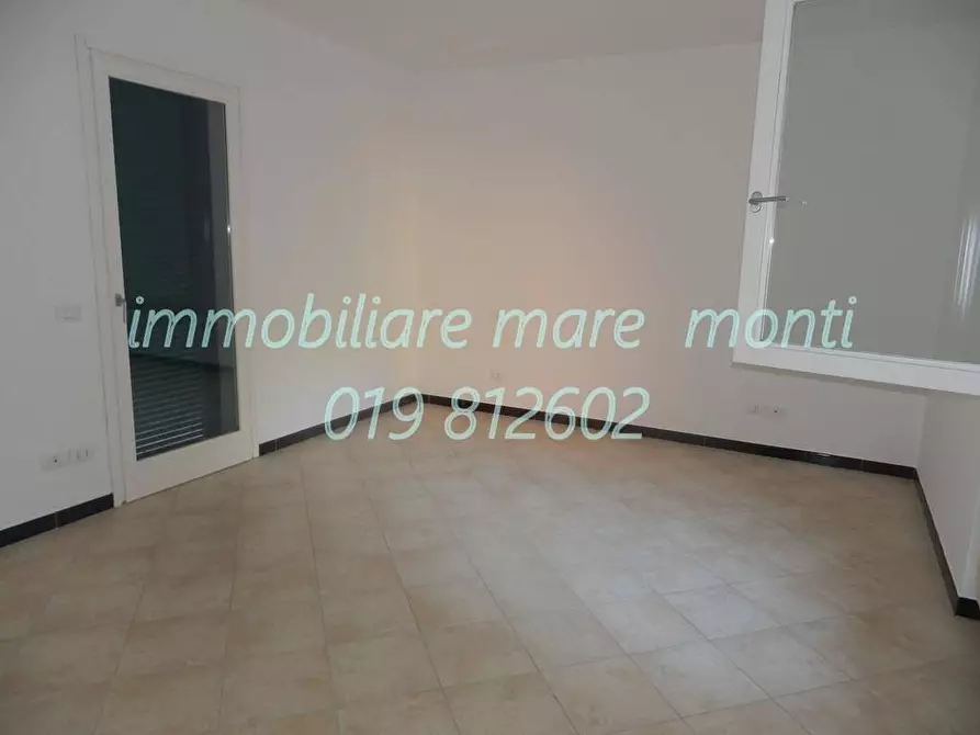 Immagine 19 di Villa in vendita  in via laiolo a Bergeggi