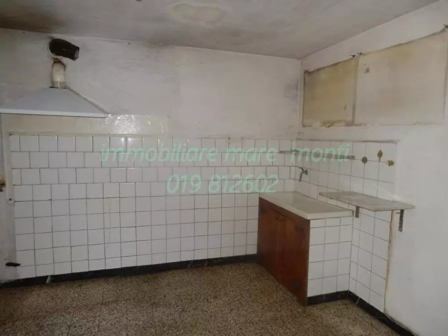 Immagine 31 di Casa indipendente in vendita  in via cimavalle a Savona