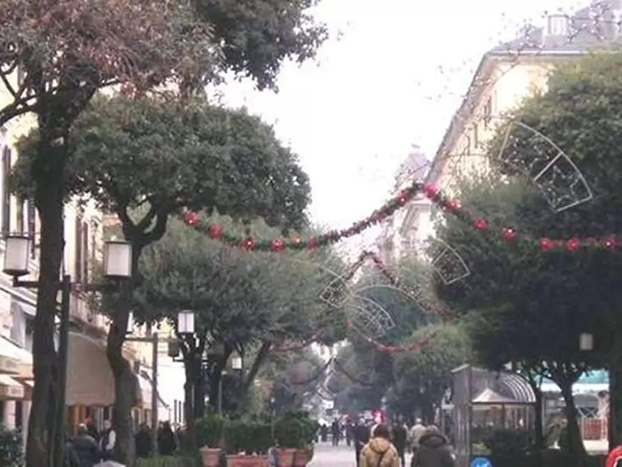 Immagine 4 di Appartamento in vendita  in via famagosta 43r a Savona