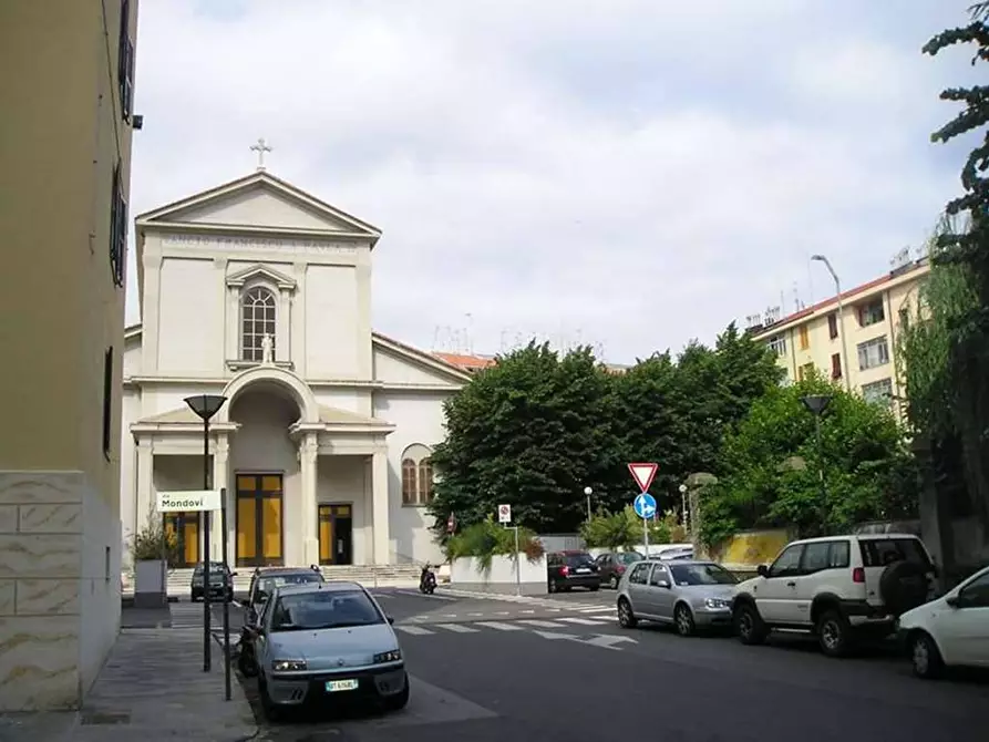 Immagine 10 di Appartamento in vendita  in via famagosta 43r a Savona