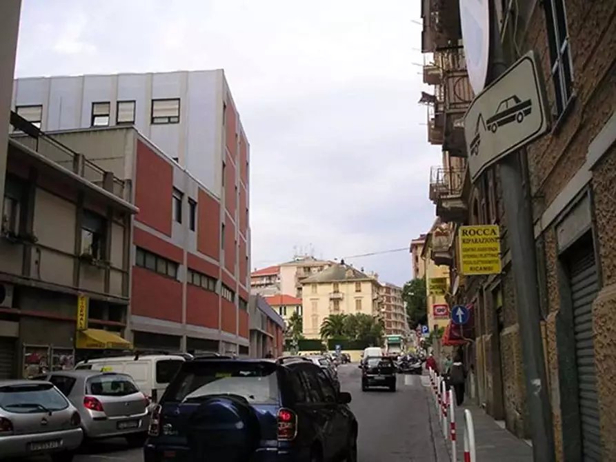 Immagine 18 di Appartamento in vendita  in via famagosta 43r a Savona