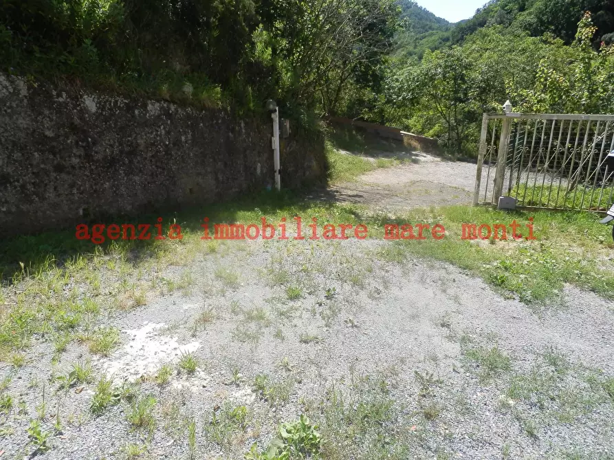 Immagine 34 di Casa indipendente in vendita  in via cravassa 7 a Varazze