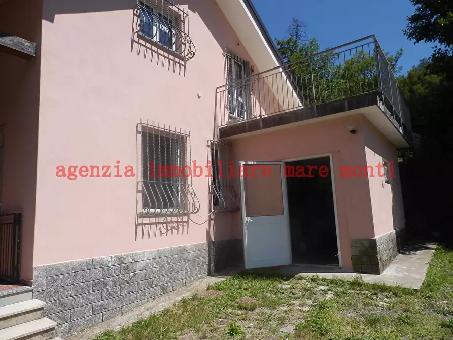 Immagine 38 di Casa indipendente in vendita  in via cravassa 7 a Varazze