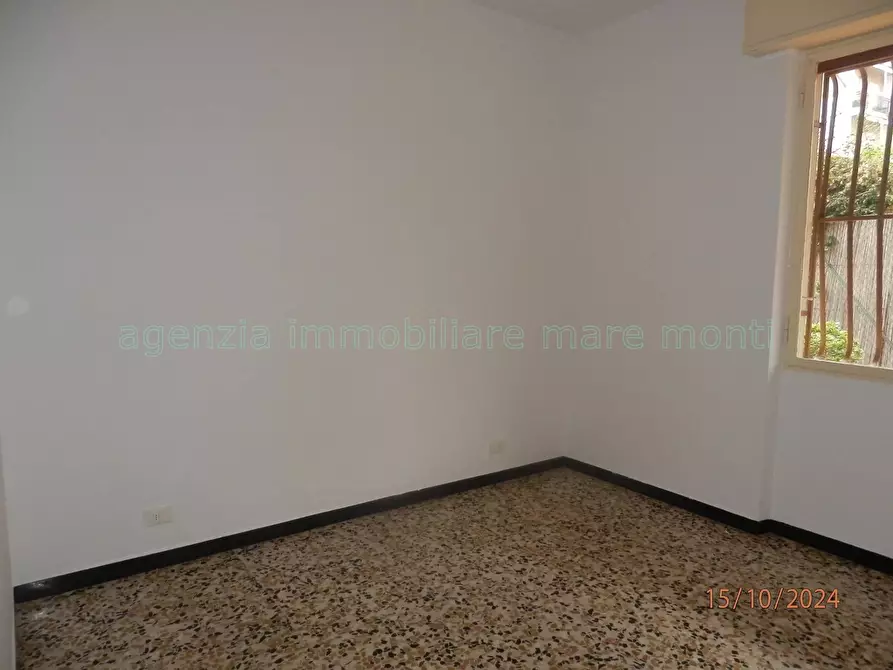 Immagine 13 di Appartamento in vendita  in via carducci a Loano