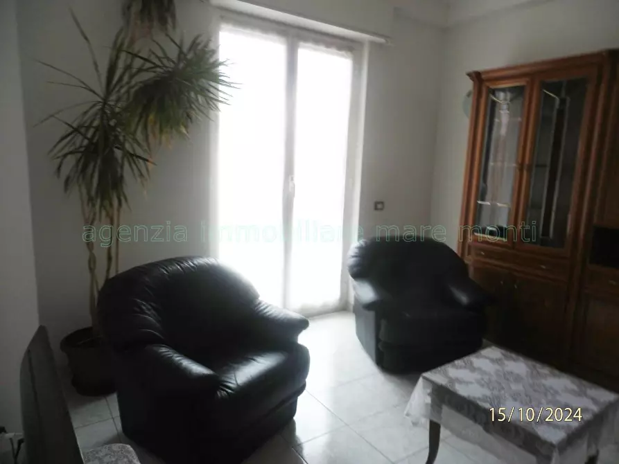 Immagine 2 di Appartamento in vendita  in via carducci a Loano