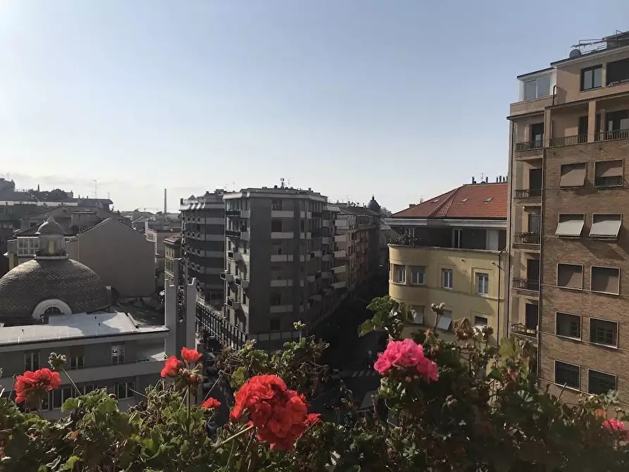 Immagine 3 di Appartamento in vendita  in p.zza marconi a Savona