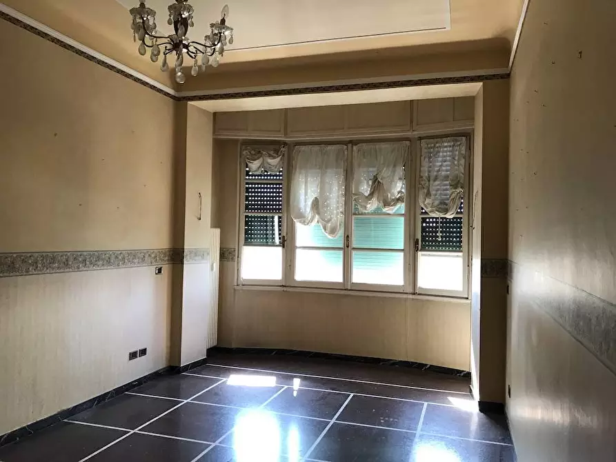 Immagine 26 di Appartamento in vendita  in p.zza marconi a Savona