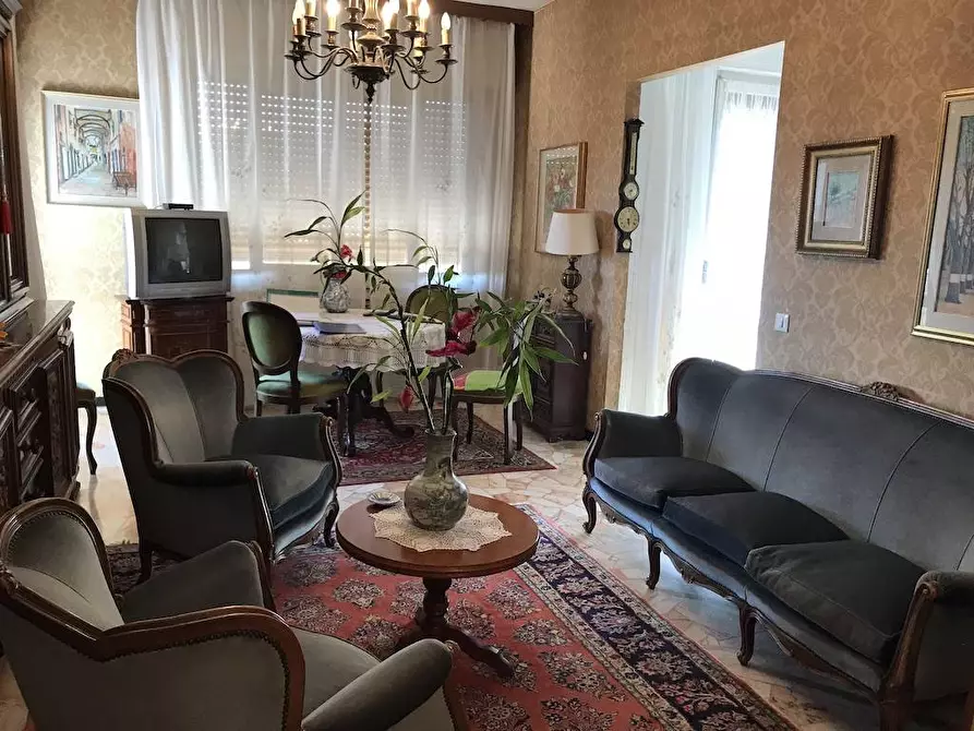 Immagine 9 di Appartamento in vendita  in via eroine della restenza a Savona