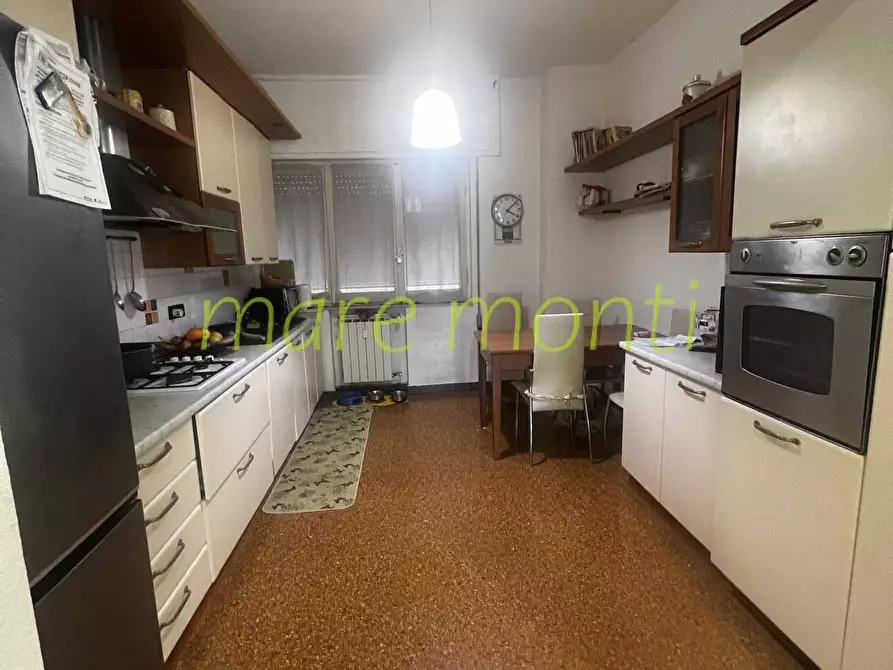 Immagine 10 di Appartamento in vendita  in via briganti a Savona