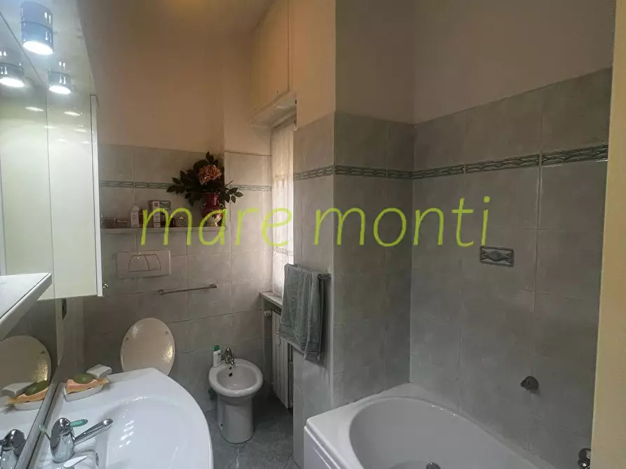 Immagine 16 di Appartamento in vendita  in via briganti a Savona