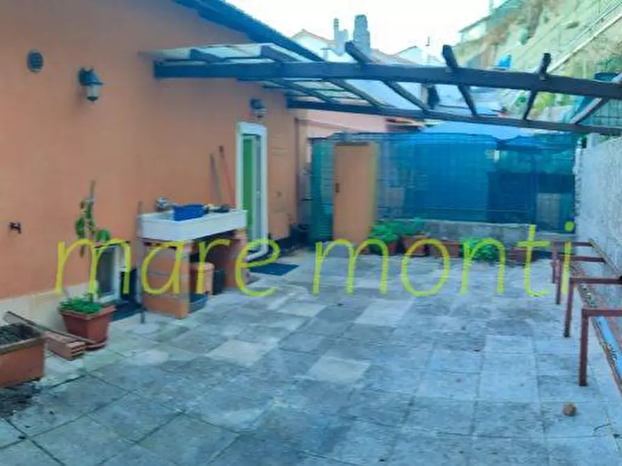 Immagine 14 di Villetta a schiera in vendita  in strada provinciale 29 a Savona