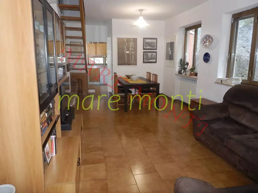 Immagine 11 di Villetta a schiera in vendita  in via santuario a Savona