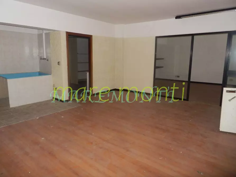 Immagine 4 di Negozio in vendita  in via delloratorio a Albissola Marina