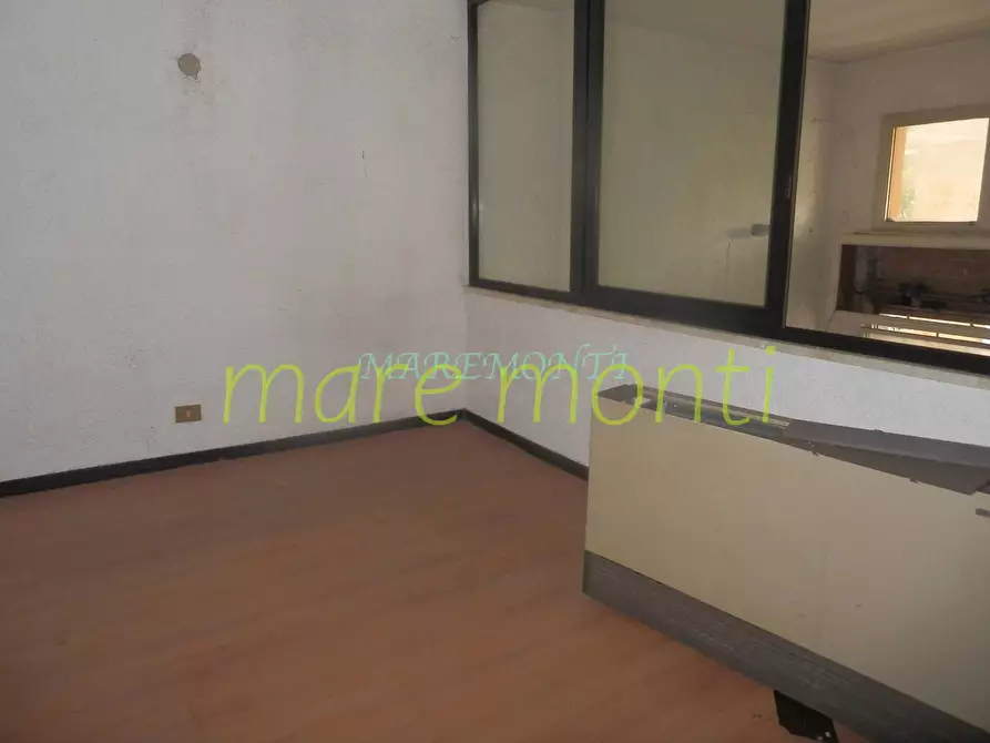 Immagine 14 di Negozio in vendita  in via delloratorio a Albissola Marina