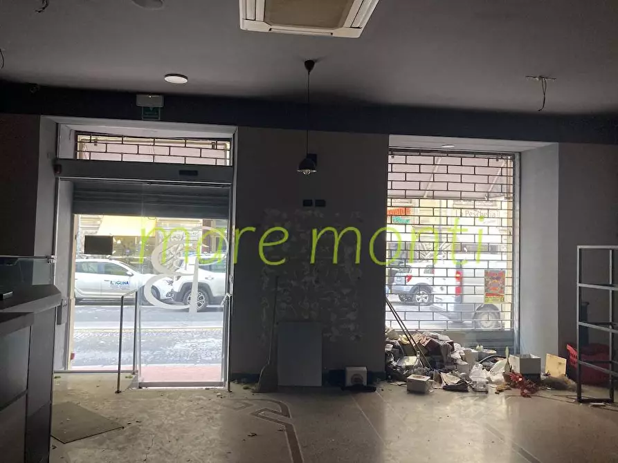 Immagine 13 di Negozio in affitto  in via sauro a Savona