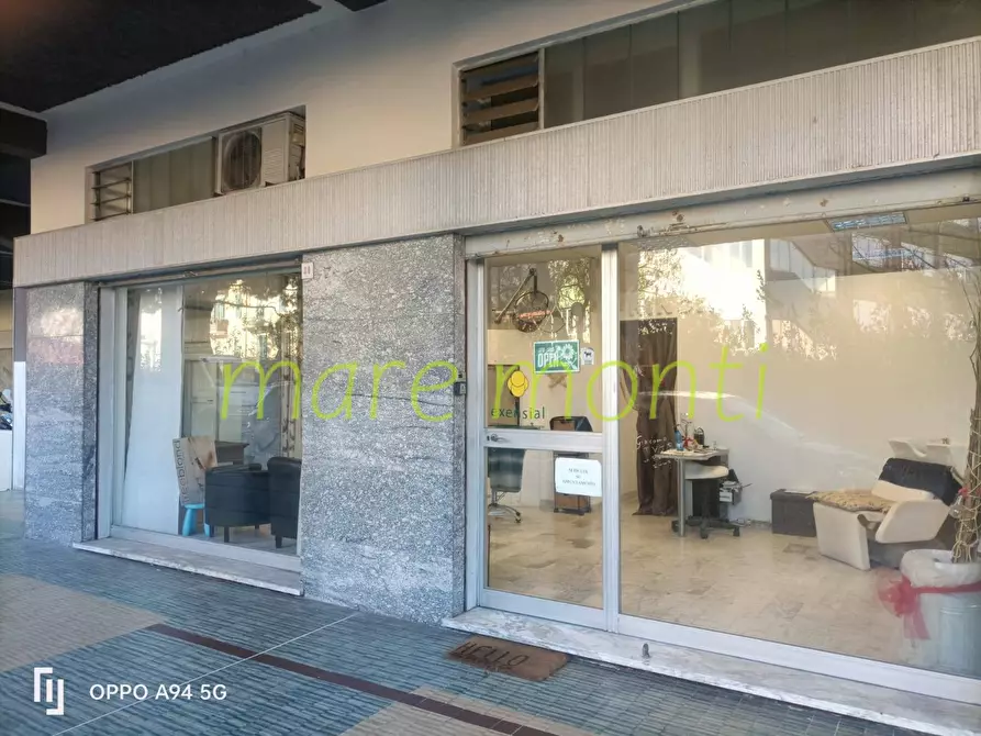 Immagine 5 di Negozio in vendita  in via delle trincee a Savona