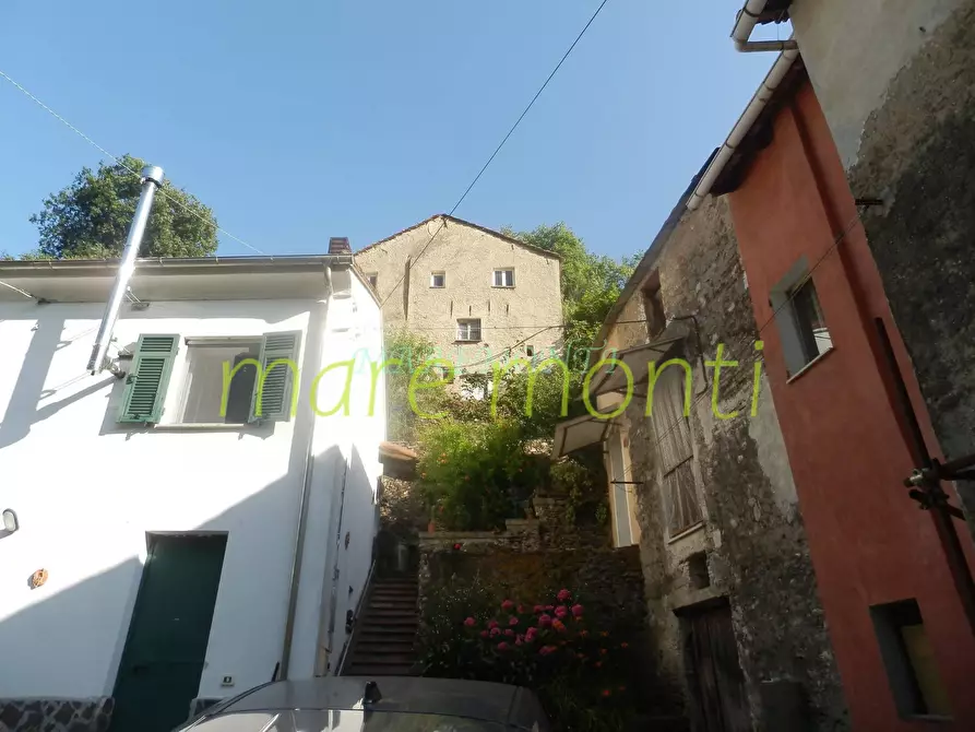 Immagine 19 di Casa indipendente in vendita  in via xxv aprile a Quiliano