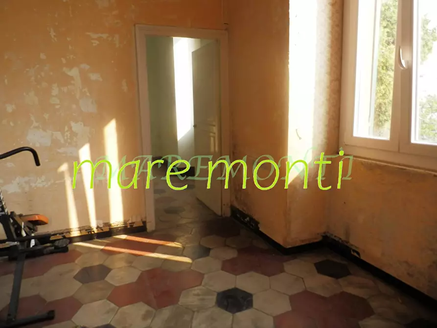 Immagine 11 di Appartamento in vendita  in via assareto 3 a Savona