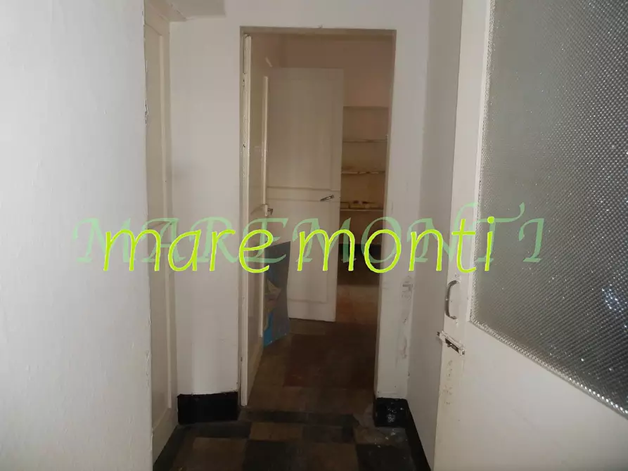 Immagine 16 di Appartamento in vendita  in via assareto 3 a Savona