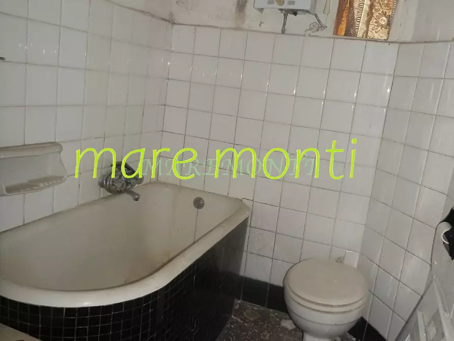 Immagine 18 di Appartamento in vendita  in via assareto 3 a Savona