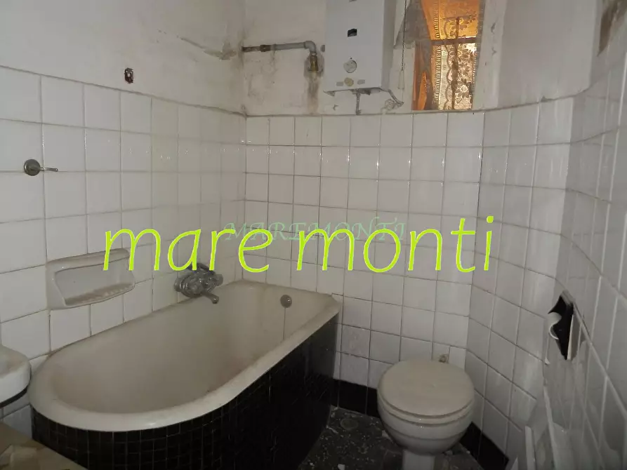 Immagine 19 di Appartamento in vendita  in via assareto 3 a Savona