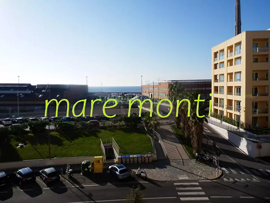 Immagine 4 di Appartamento in vendita  in piazza guido rossa 8 a Savona