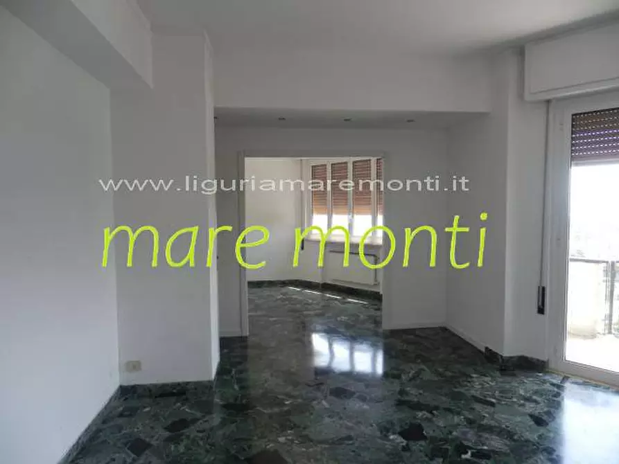 Immagine 8 di Appartamento in vendita  in via chiappino 18 a Savona