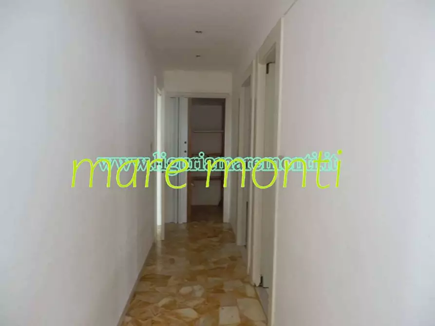 Immagine 22 di Appartamento in vendita  in via chiappino 18 a Savona