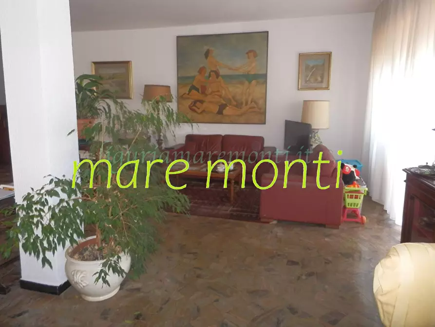 Immagine 5 di Appartamento in vendita  in via la rusca 25 a Savona