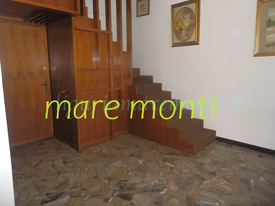 Immagine 8 di Appartamento in vendita  in via la rusca 25 a Savona