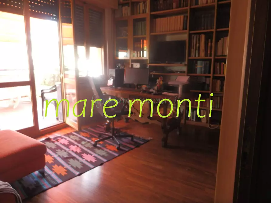 Immagine 17 di Appartamento in vendita  in via la rusca 25 a Savona